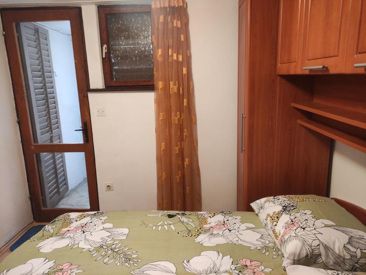 Apartment Valenta Porec Exterior photo